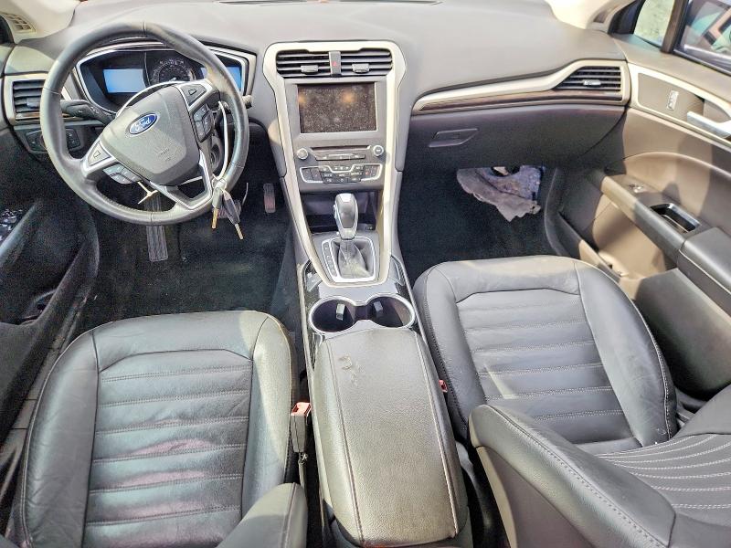 2016 Ford Fusion VIN 3FA6P0HD8GR385711 COPART salvage auction — MINOR DENT/SCRATCHES, Mt - Certificate Of Title (P), sold $1,750 on 2026-07-31 (photo 8)