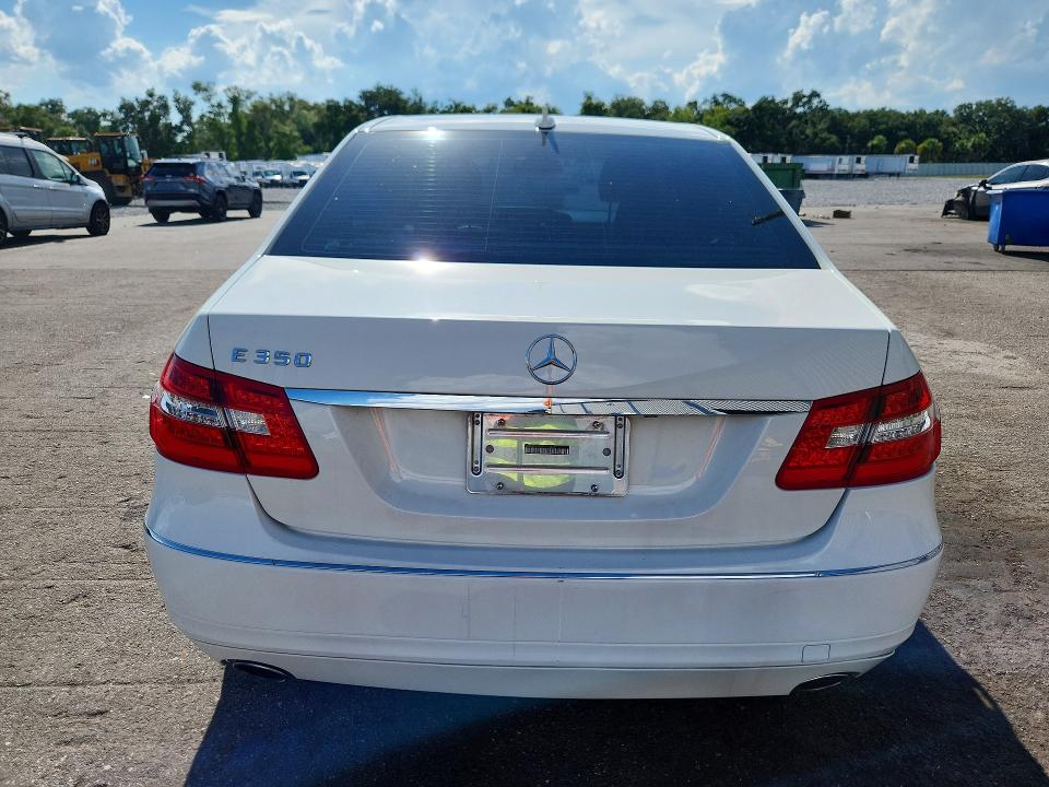 2010 Mercedes-benz E-class VIN WDDHF5GB7AA173084 COPART salvage auction — SIDE, Fl - Cert Of Title Slvg Rebuildable, sold $1,100 on 2026-07-27 (photo 6)