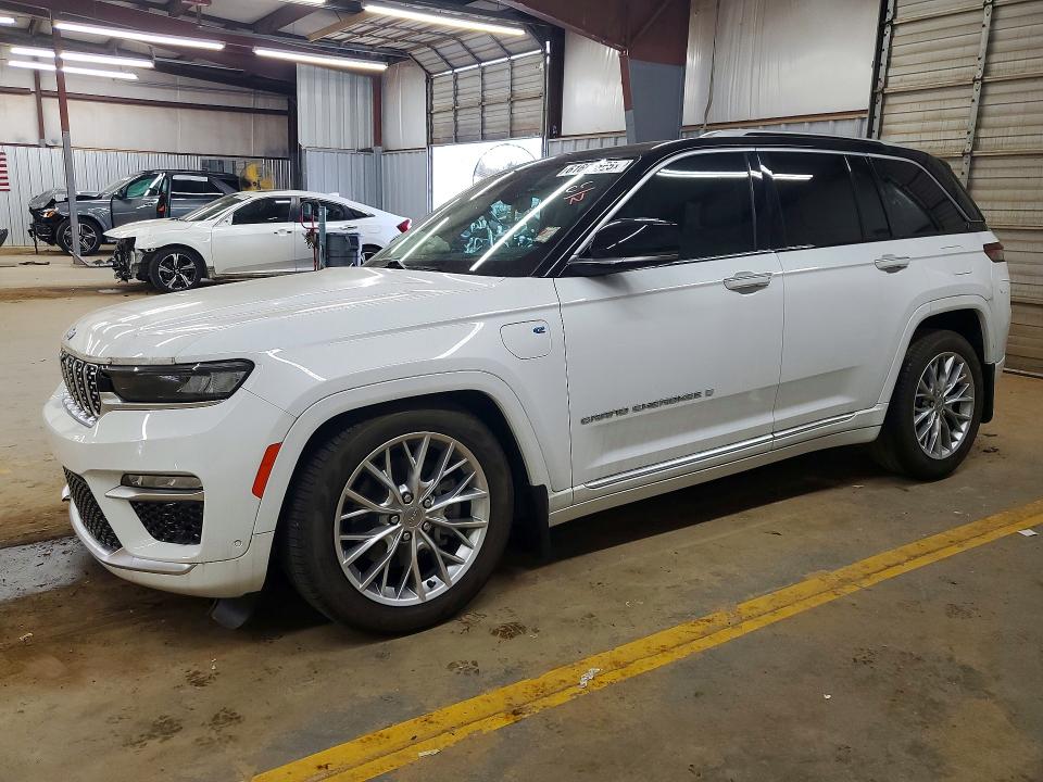 2022 Jeep Grand cherokee VIN 1C4RJYE61N8755991 — COPART salvage auction photo
