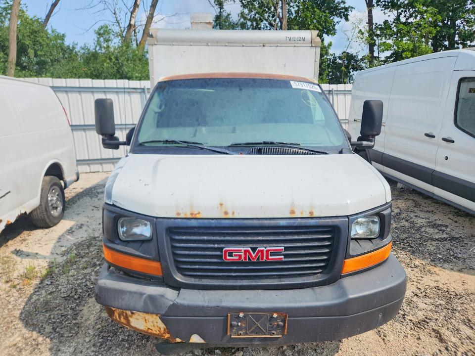 2006 Gmc Savana VIN 1GDGG31V861905803 COPART salvage auction — FRONT END, Wi - Certificate Of Title, sold $650 on 2026-08-01 (photo 5)