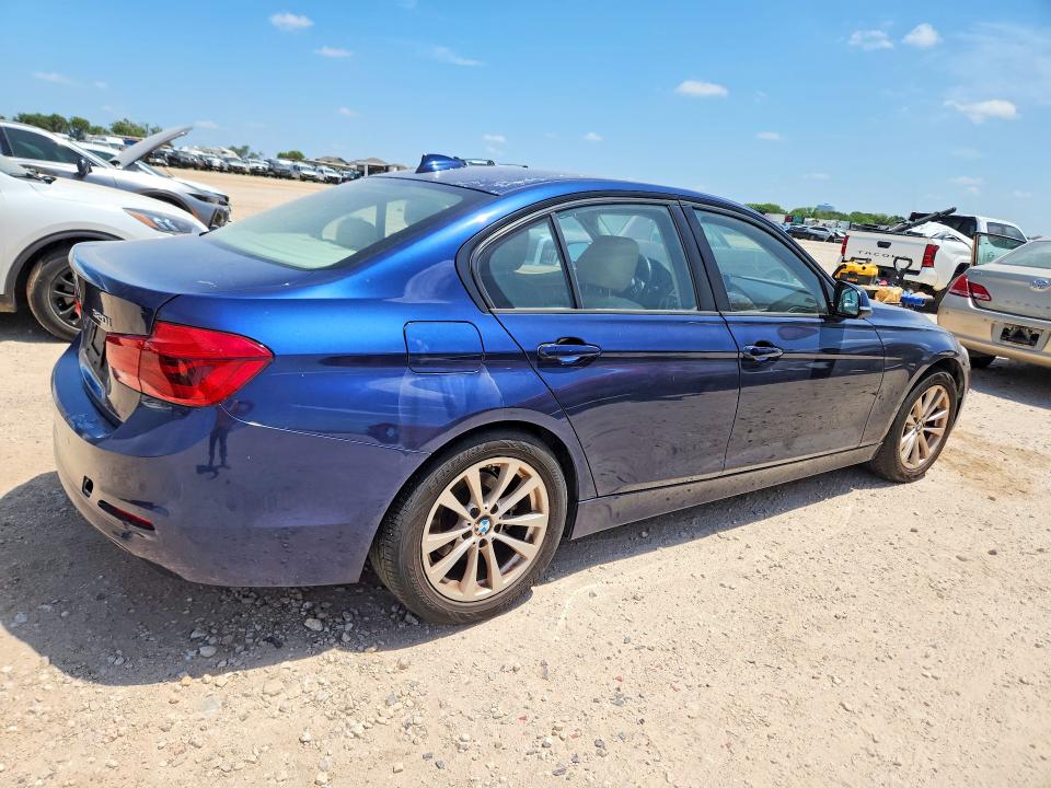 2016 BMW VIN WBA8E1G5XGNT99425 COPART salvage auction — MINOR DENT/SCRATCHES, Tx - Certificate Of Title, sold $1,500 on 2026-08-13 (photo 3)