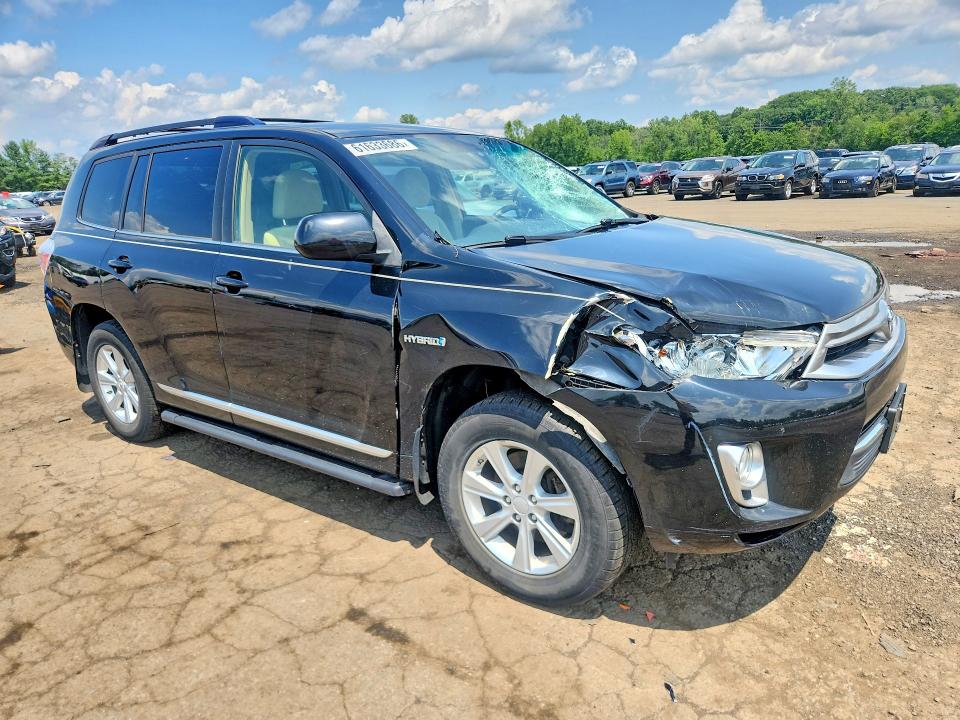 2012 Toyota Highlander VIN JTEBC3EH1C2009911 COPART salvage auction — FRONT END, CT - CERTIFICATE OF TITLE, sold $450 on 2026-07-28 (photo 4)