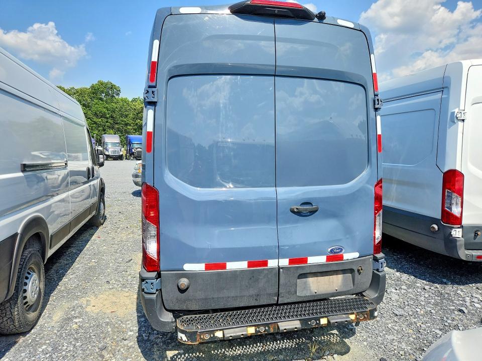2020 Ford Transit VIN 1FTBR3X81LKB28106 COPART salvage auction — MINOR DENT/SCRATCHES, Pa - Cert Of Title, sold $9,500 on 2026-07-29 (photo 6)
