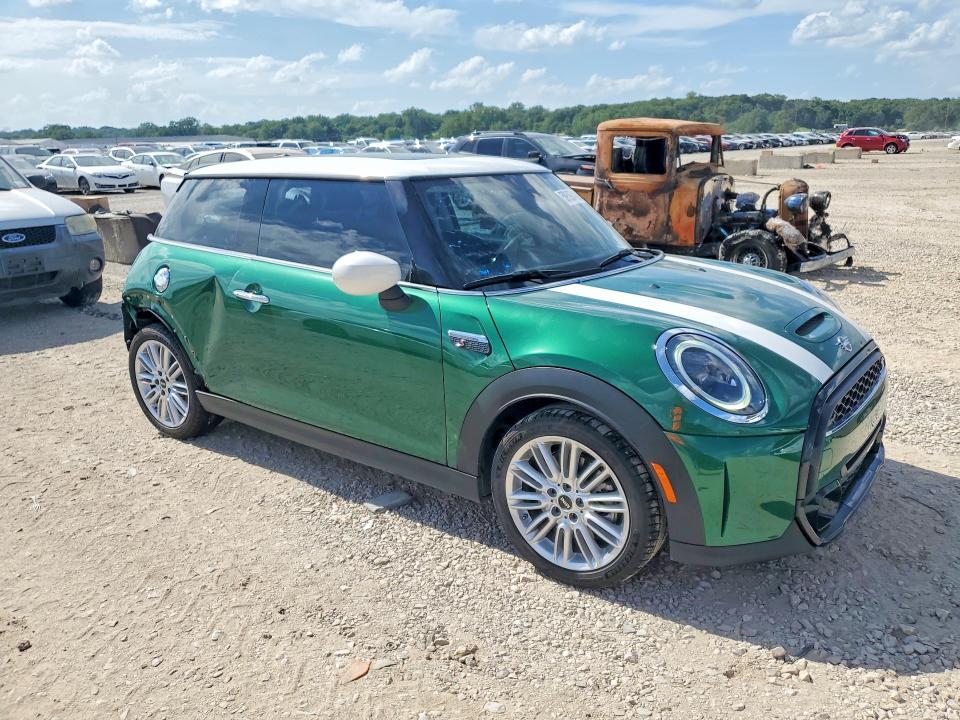 2024 Mini Cooper VIN WMW53DH01R2U75079 COPART salvage auction — REAR END, Ks - Cert Of Title-Salvage, sold $4,250 on 2026-08-04 (photo 4)