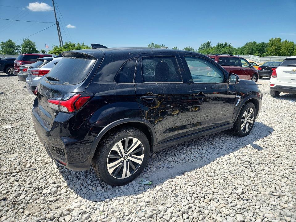 2021 Mitsubishi Outlander VIN JA4ARUAU3MU023090 COPART salvage auction — NORMAL WEAR, Mi - Dealer Only Clean Title, sold $825 on 2026-07-30 (photo 3)