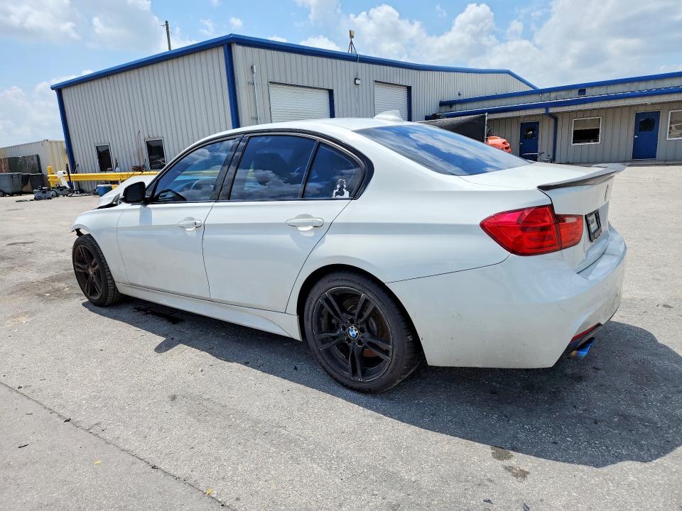 2015 BMW 3er VIN WBA3C1C53FP853202 COPART salvage auction — FRONT END, Fl - Cert Of Title Slvg Rebuildable, sold $650 on 2026-08-11 (photo 2)
