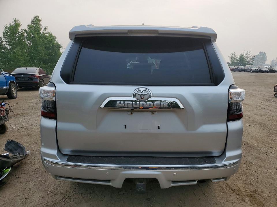 2018 Toyota 4runner VIN JTEBU5JR3J5529014 COPART salvage auction — FRONT END, ON - PERMIT SALVAGE, sold $9,300 on 2026-07-30 (photo 6)