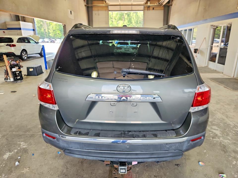 2011 Toyota Highlander VIN 5TDYK3EH6BS049362 COPART salvage auction — FRONT END, Va - Cert Of Title - Salvage, sold $300 on 2026-07-24 (photo 6)