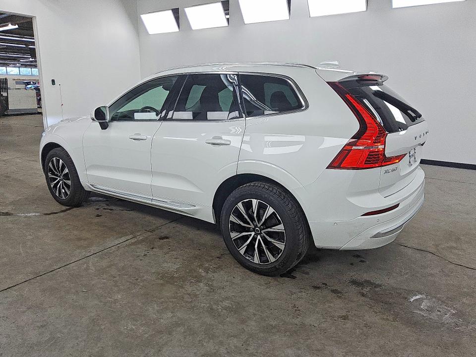2023 Volvo Xc60 VIN YV4L12RE4P1266272 COPART salvage auction — SIDE, IL - CERTIFICATE OF TITLE, sold $1,100 on 2026-07-21 (photo 2)