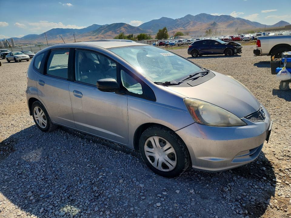 2009 Honda Fit VIN JHMGE88239S070080 COPART salvage auction — MECHANICAL, Ut - Certificate Of Title, sold $650 on 2026-07-31 (photo 4)