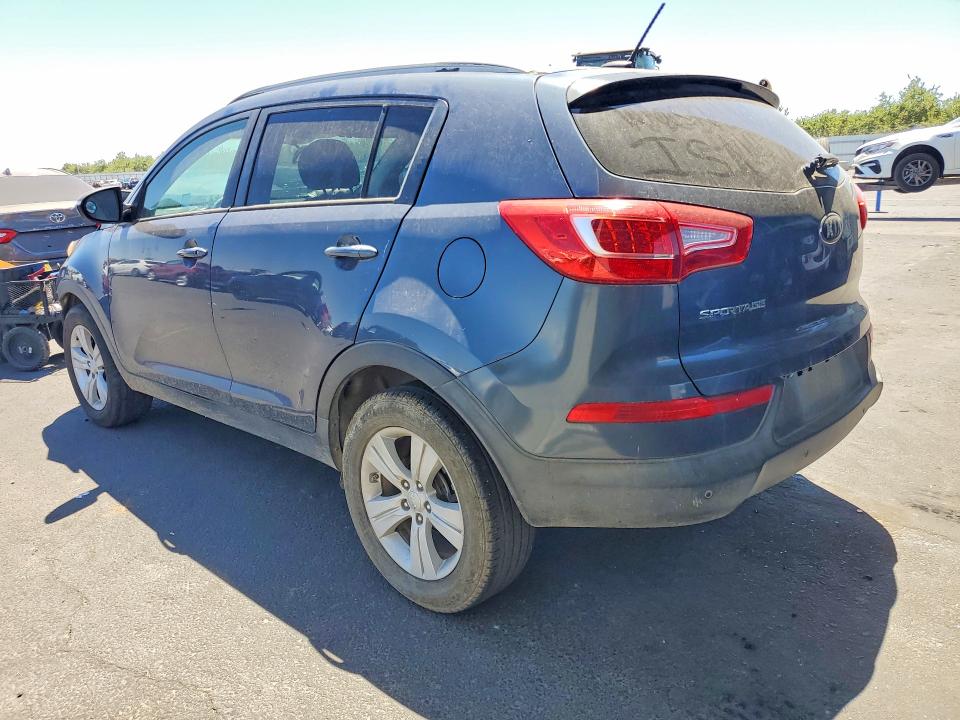 2013 Kia Sportage VIN KNDPB3A25D7413538 COPART salvage auction — FRONT END, CA - DIS/DLR/EXP APP FOR DUP CLEAN, sold $650 on 2026-07-27 (photo 2)