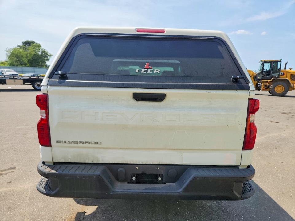 2023 Chevrolet Silverado 1500 VIN 3GCNAAEK6PG339743 COPART salvage auction — MINOR DENT/SCRATCHES, Ny - Certificate Of Title, sold $13,600 on 2026-07-30 (photo 6)