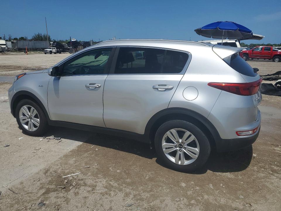 2018 Kia Sportage VIN KNDPMCAC5J7446196 COPART salvage auction — MINOR DENT/SCRATCHES, Fl - Certificate Of Title, sold $3,000 on 2026-07-28 (photo 2)
