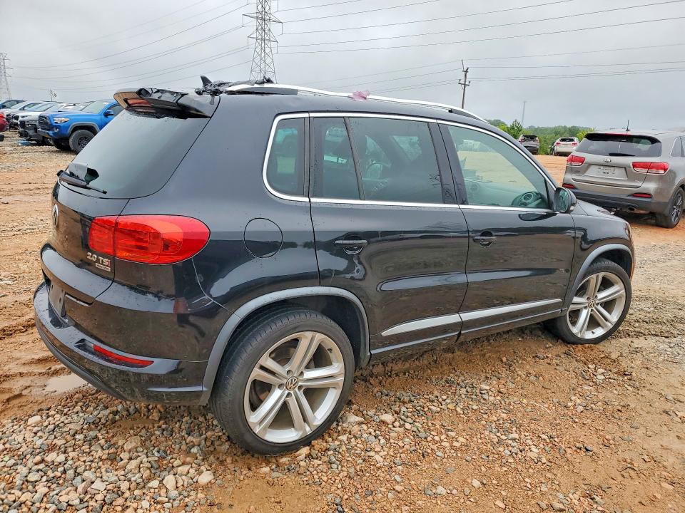 2015 Volkswagen Tiguan VIN WVGBV7AX0FW507349 COPART salvage auction — ROOF, Nc - Dealer Only Clean Title, sold $375 on 2026-08-03 (photo 3)