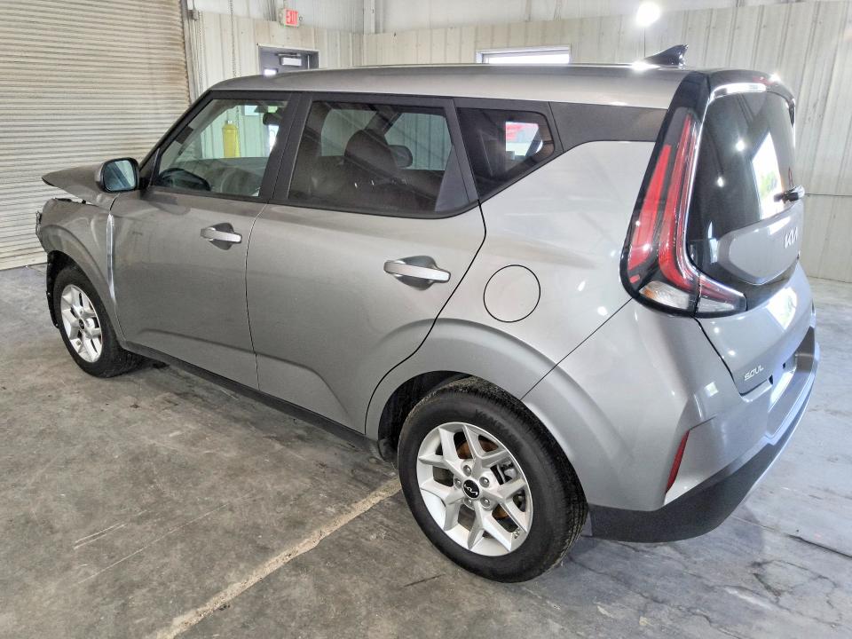 2015 Kia Soul VIN KNDJN2A2XF7771311 COPART salvage auction — FRONT END, VA - CERTIFICATE OF TITLE, sold $1,100 on 2026-07-16 (photo 2)