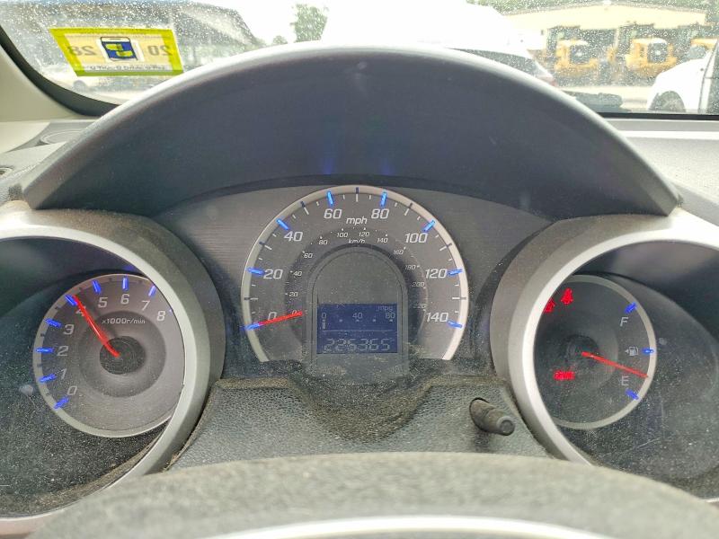 2013 Honda Fit VIN JHMGE8H35DC006795 COPART salvage auction — MINOR DENT/SCRATCHES, Nj - Certificate Of Title, sold $800 on 2026-07-21 (photo 9)