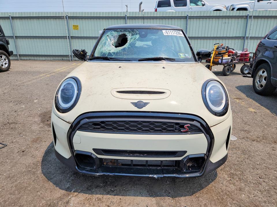 2023 Mini Cooper VIN WMW53DH02P2T36141 COPART salvage auction — ROOF, Pa - Certificate Of Salvage, sold $8,000 on 2026-08-11 (photo 5)