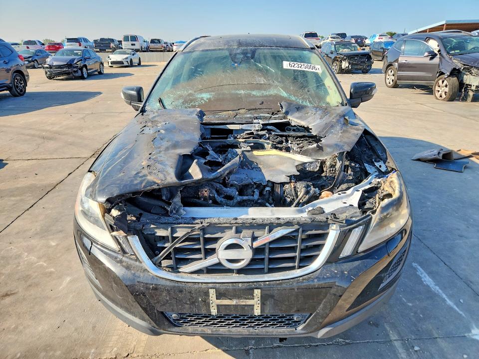 2012 Volvo Xc60 VIN YV4952DL5C2304519 COPART salvage auction — Burn Engine, TX - SALVAGE VEHICLE TITLE (P), sold $175 on 2026-08-06 (photo 5)