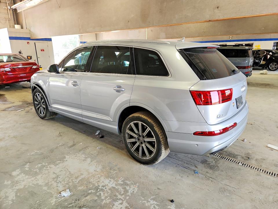2019 Audi Q7 VIN WA1LHAF77KD021627 COPART salvage auction — FRONT END, VA - CERT OF TITLE - SALVAGE, sold $300 on 2026-07-24 (photo 2)