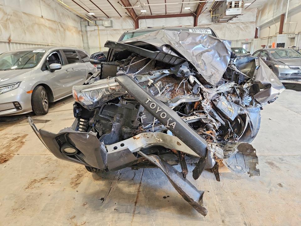 2016 Toyota 4runner VIN JTEBU5JR2G5381995 COPART salvage auction — FRONT END, Wi - Junked Vehicle Bill Of Sale, sold $2,800 on 2026-07-15 (photo 5)