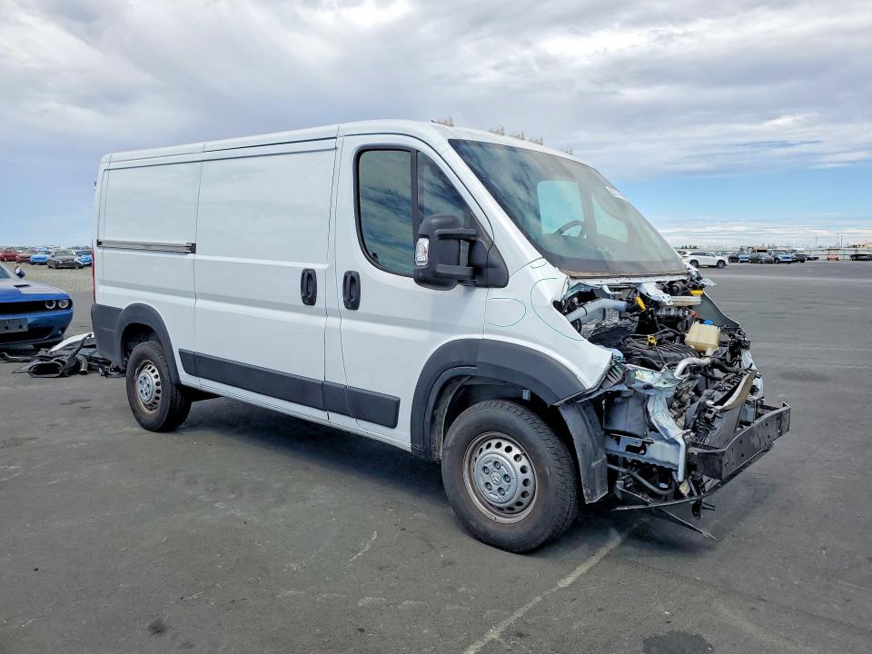 2024 Ram Promaster 1500 VIN 3C6LRVAG3RE147596 COPART salvage auction — FRAME DAMAGE, CA - DIS/DLR/EXP ONLY CLEAN TITLE (P), sold $8,900 on 2026-07-27 (photo 4)