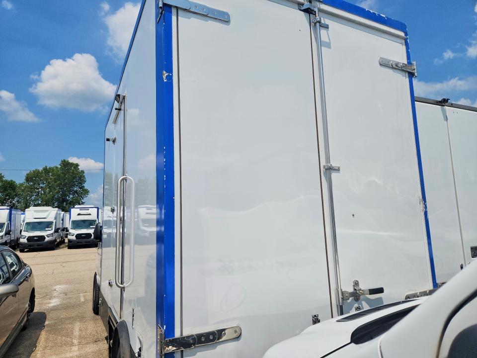 2023 Ford Econoline VIN 1FDWE3FK7PDD08447 COPART salvage auction — MECHANICAL, Oh - Certificate Of Title, sold $11,500 on 2026-07-29 (photo 6)