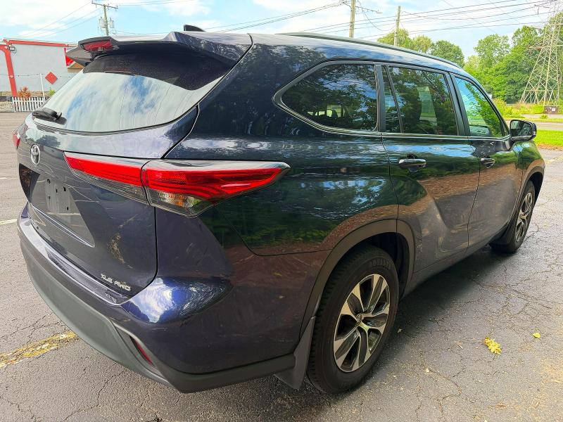 2023 Toyota Highlander VIN 5TDKDRBH3PS036776 COPART salvage auction — MINOR DENT/SCRATCHES, Md - Certificate Of Title, sold $18,600 on 2026-07-24 (photo 3)