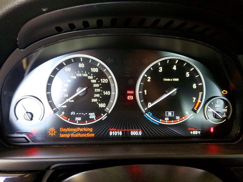 2013 BMW 5er VIN WBAFU7C56DDU71502 COPART salvage auction — MINOR DENT/SCRATCHES, Az - Certificate Of Title, sold $2,100 on 2026-07-28 (photo 9)