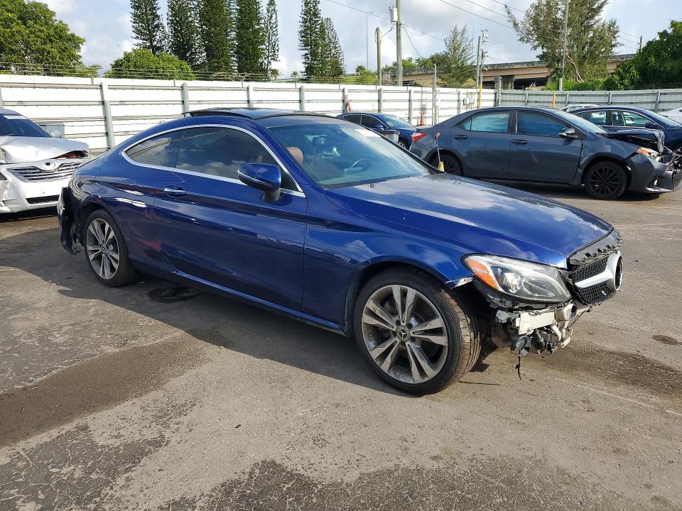 2017 Mercedes-benz C-klasse VIN WDDWJ4KB1HF331939 COPART salvage auction — FRONT END, Fl - Certificate Of Title, sold $4,950 on 2026-08-04 (photo 4)