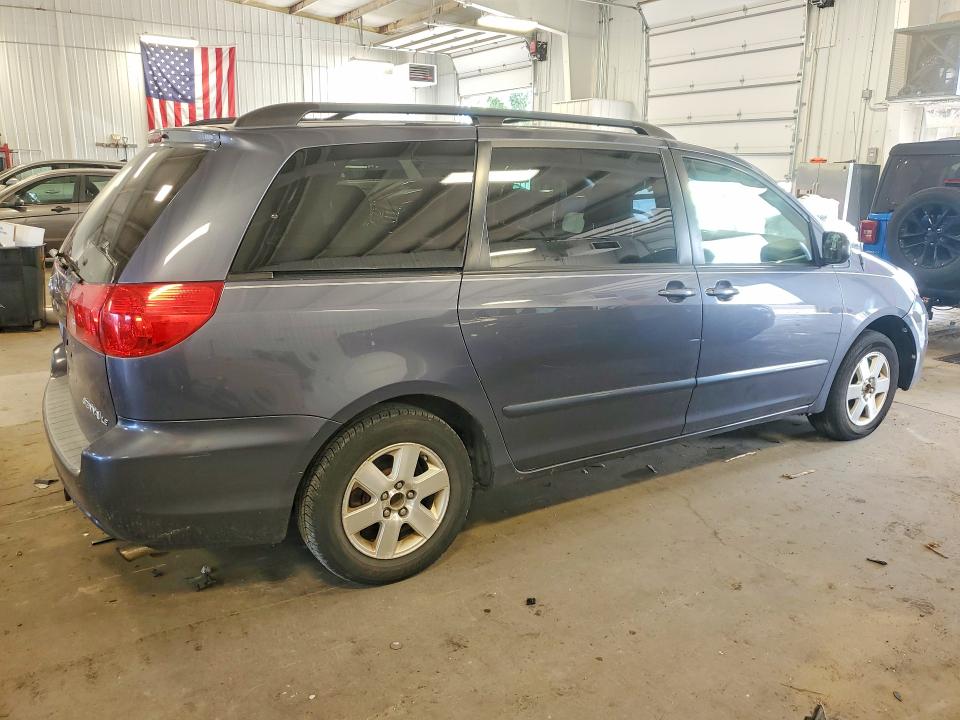 2007 Toyota Sienna VIN 5TDZK23CX7S069191 COPART salvage auction — REAR END, MN - CERTIFICATE OF TITLE, sold $575 on 2026-07-09 (photo 3)