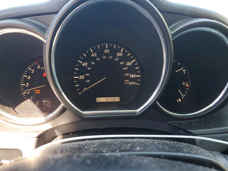 2004 Lexus Rx 330 VIN JTJGA31U340035357 COPART salvage auction — NORMAL WEAR, CA - DIS/DLR/EXP ONLY CLEAN TITLE, sold $1,600 on 2026-07-24 (photo 9)