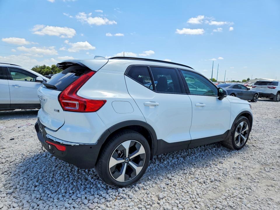 2023 Volvo Xc40 VIN YV4L12UW5P2952508 COPART salvage auction — REAR END, TX - SALVAGE VEHICLE TITLE, sold $12,900 on 2026-08-20 (photo 3)
