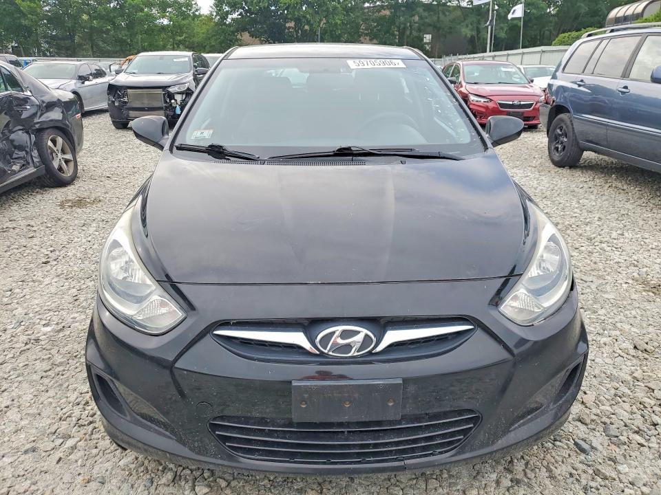 2012 Hyundai Accent VIN KMHCT5AE3CU022613 COPART salvage auction — MINOR DENT/SCRATCHES, MA - CERTIFICATE OF TITLE, sold $375 on 2026-07-30 (photo 5)