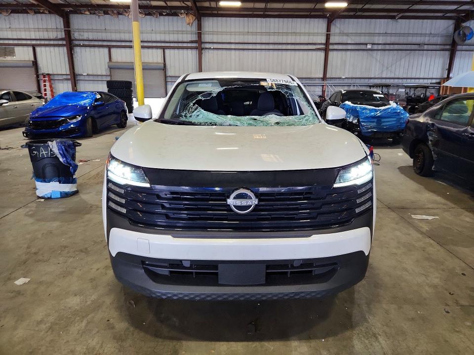 2025 Nissan Kicks VIN 3N8AP6CA2SL365510 COPART salvage auction — ROOF, Fl - Cert Of Title Slvg Rebuildable, sold $7,000 on 2026-08-17 (photo 5)