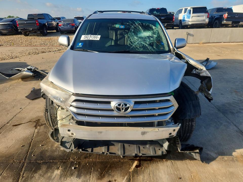 2013 Toyota Highlander VIN 5TDYK3EH9DS112585 COPART salvage auction — FRONT END, Tx - Salvage Vehicle Title, sold $4,700 on 2026-07-13 (photo 5)