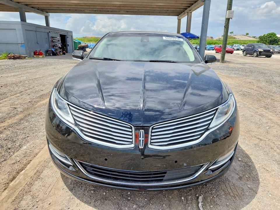 2016 Lincoln Mkz VIN 3LN6L2LU7GR622192 COPART salvage auction — MINOR DENT/SCRATCHES, Fl - Certificate Of Title (P), sold $3,000 on 2026-07-30 (photo 5)