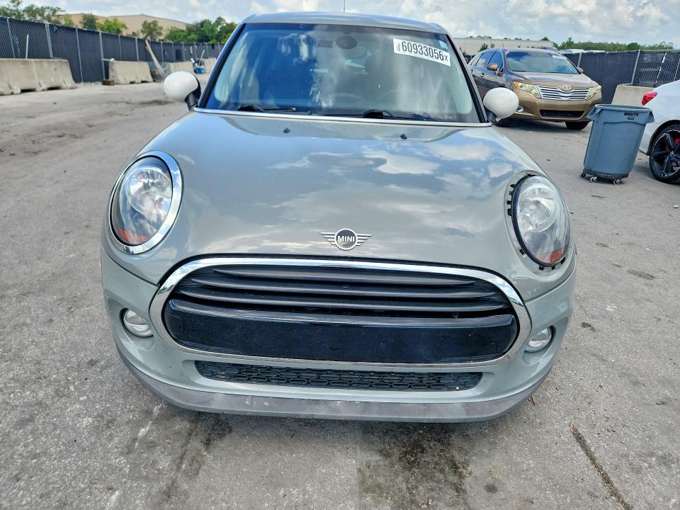 2019 Mini Cooper VIN WMWXU1C54K2J02700 COPART salvage auction — MINOR DENT/SCRATCHES, Fl - Cert Of Title Slvg Rebuildable, sold $1,550 on 2026-08-11 (photo 5)