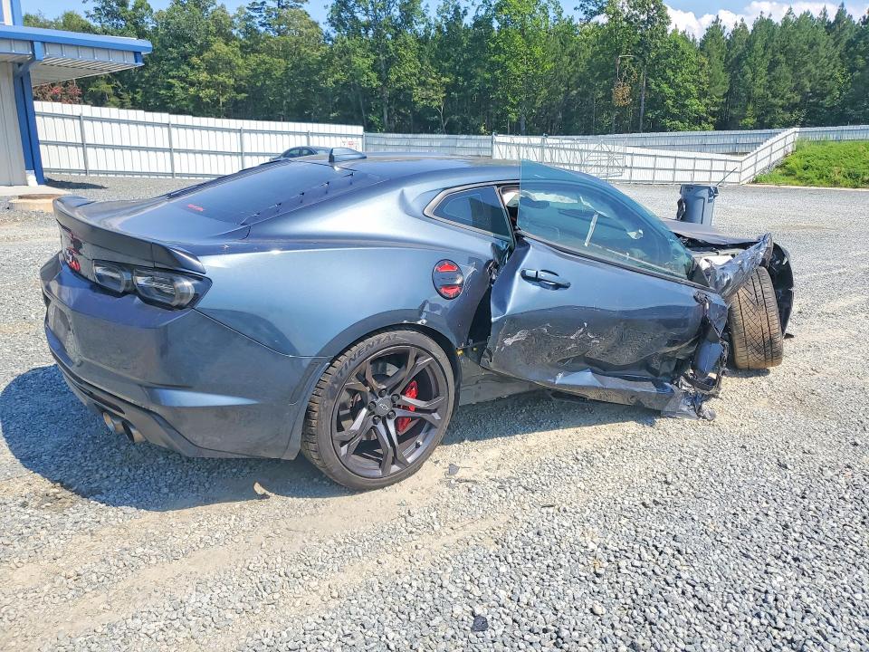 2022 Chevrolet Camaro VIN 1G1FG1R75N0127032 COPART salvage auction — SIDE, Nc - Salvage Certificate Of Title, sold $7,100 on 2026-07-30 (photo 3)