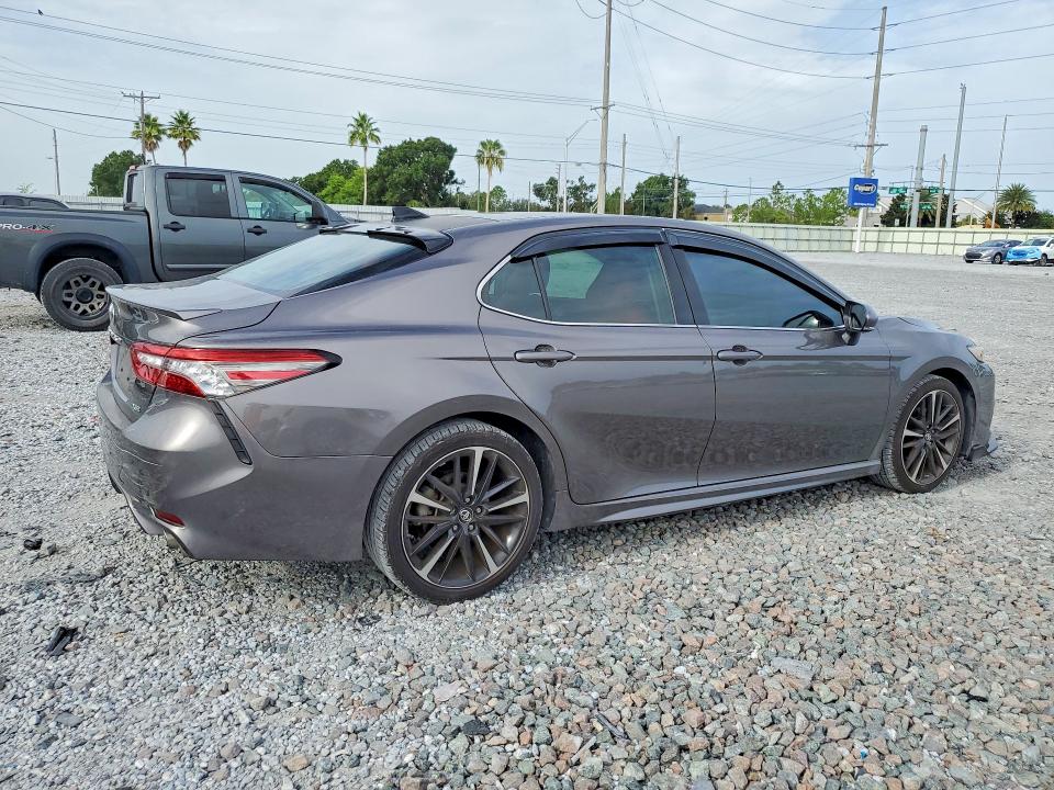 2018 Toyota Camry VIN 4T1B61HK6JU080803 COPART salvage auction — SIDE, Fl - Cert Of Title Slvg Rebuildable, sold $9,700 on 2026-07-31 (photo 3)