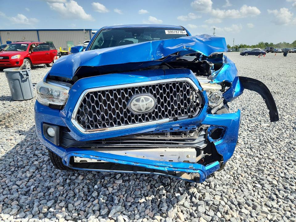 2018 Toyota Tacoma VIN 5TFCZ5AN1JX158706 COPART salvage auction — FRONT END, Fl - Cert Of Title Slvg Rebuildable, sold $200 on 2026-07-21 (photo 5)