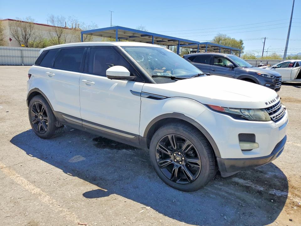 2014 Land rover RANGE ROVER VIN SALVR2BG1EH938513 COPART salvage auction — MINOR DENT/SCRATCHES, Nv - Salvage Title, sold $3,500 on 2026-07-28 (photo 4)