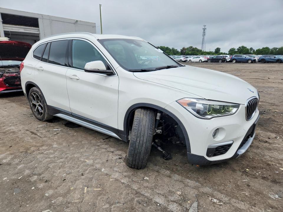 2019 BMW X1 VIN WBXHT3C54K5L97904 COPART salvage auction — UNDERCARRIAGE, Va - Cert Of Title - Salvage, sold $9,200 on 2026-07-29 (photo 4)