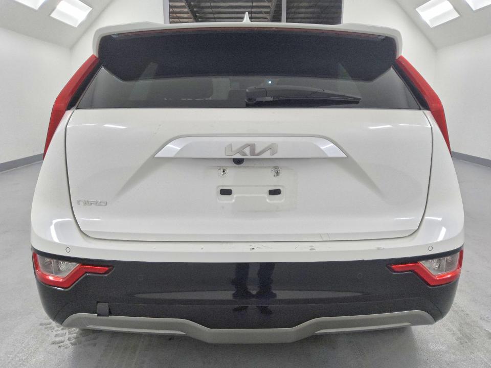 2023 Kia Niro VIN KNDCR3L15P5026048 COPART salvage auction — MECHANICAL, CA - CERTIFICATE OF TITLE, sold $7,100 on 2026-07-15 (photo 6)