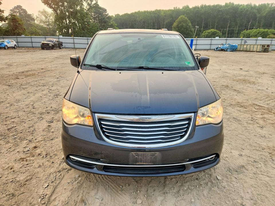 2013 Chrysler Town & country VIN 2C4RC1BG0DR674238 COPART salvage auction — SIDE, VA - CERT OF TITLE - SALVAGE, sold $300 on 2026-07-28 (photo 5)