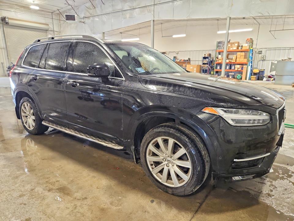 2016 Volvo Xc90 VIN YV4A22PKXG1066509 COPART salvage auction — MINOR DENT/SCRATCHES, Mn - Certificate Of Title, sold $2,200 on 2026-08-03 (photo 4)