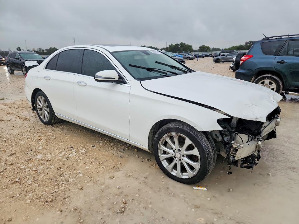 2017 Mercedes-benz VIN WDDZF4KB9HA198469 COPART salvage auction — FRONT END, Tx - Certificate Of Title (P), sold $3,500 on 2026-07-30 (photo 4)