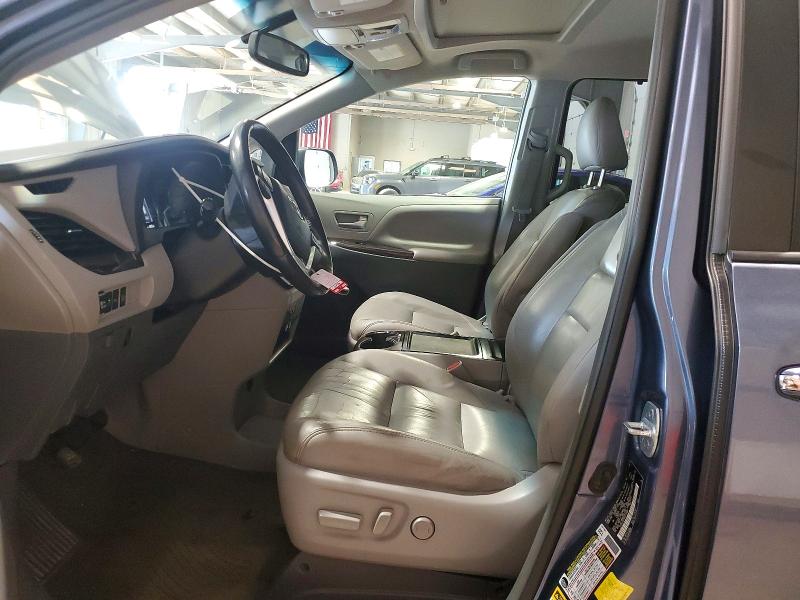2017 Toyota Sienna VIN 5TDYZ3DC5HS772887 COPART salvage auction — FRONT END, Pa - Certificate Of Salvage, sold $7,800 on 2026-08-19 (photo 7)