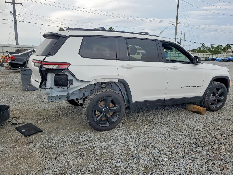 2025 Jeep Grand cherokee VIN 1C4RJKBG5S8651316 COPART salvage auction — REAR END, Fl - Cert Of Title Slvg Rebuildable, sold $17,200 on 2026-08-21 (photo 3)