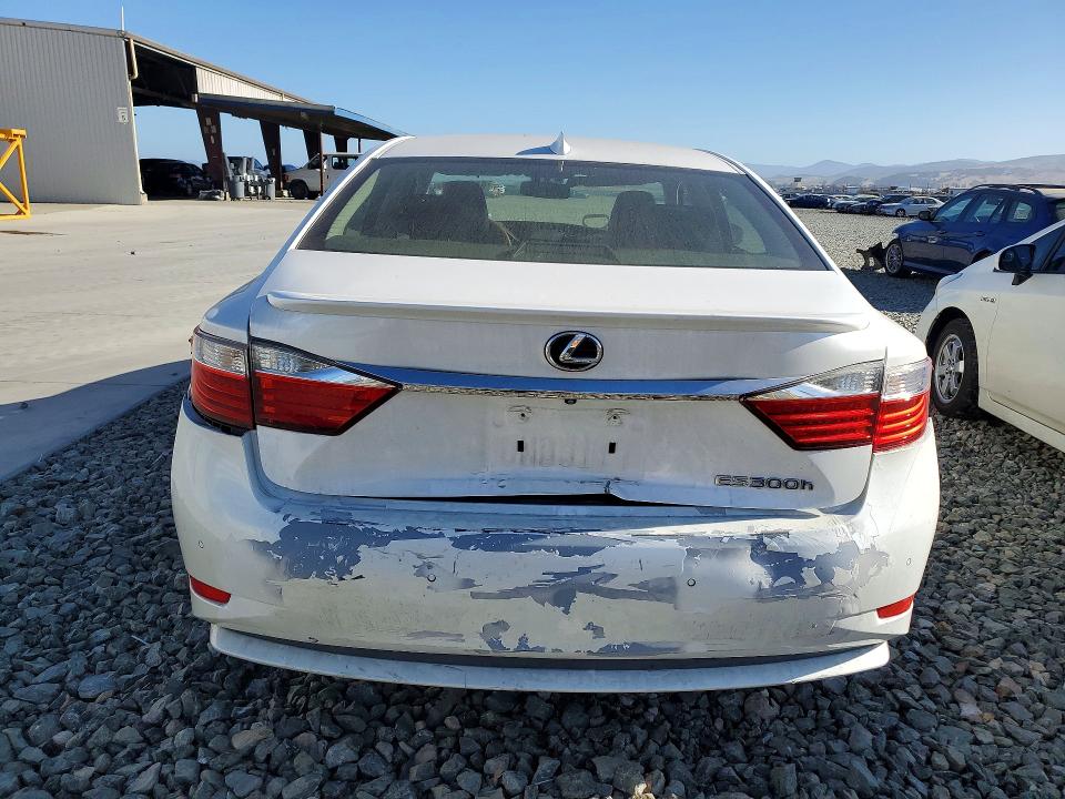 2015 Lexus ES VIN JTHBW1GG5F2095974 COPART salvage auction — REAR END, Salvage Title, sold $3,100 on 2026-07-23 (photo 6)
