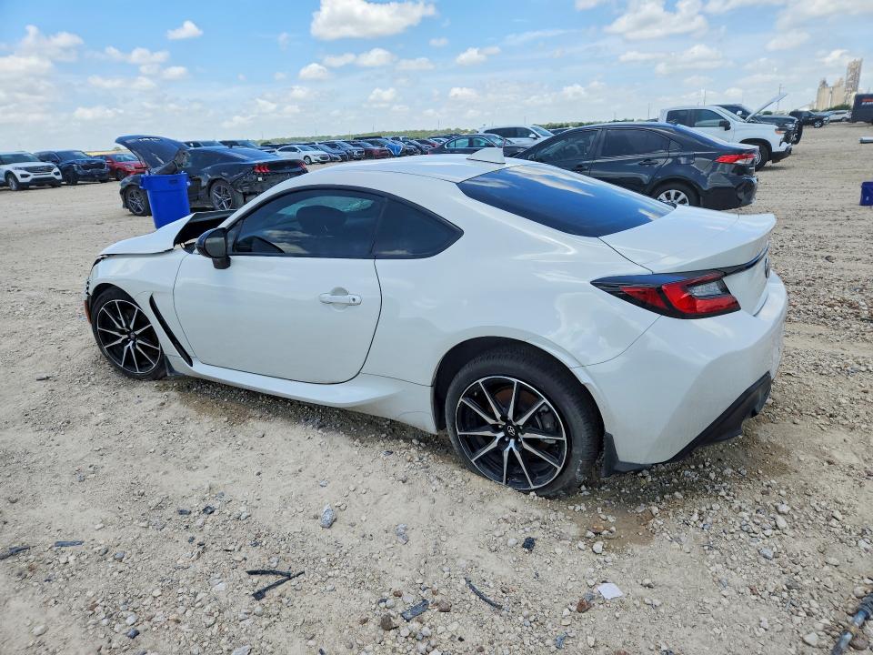 2024 Toyota Gr 86 VIN JF1ZNBB11R9758003 COPART salvage auction — FRONT END, TX - CERTIFICATE OF TITLE, sold $5,100 on 2026-07-21 (photo 2)